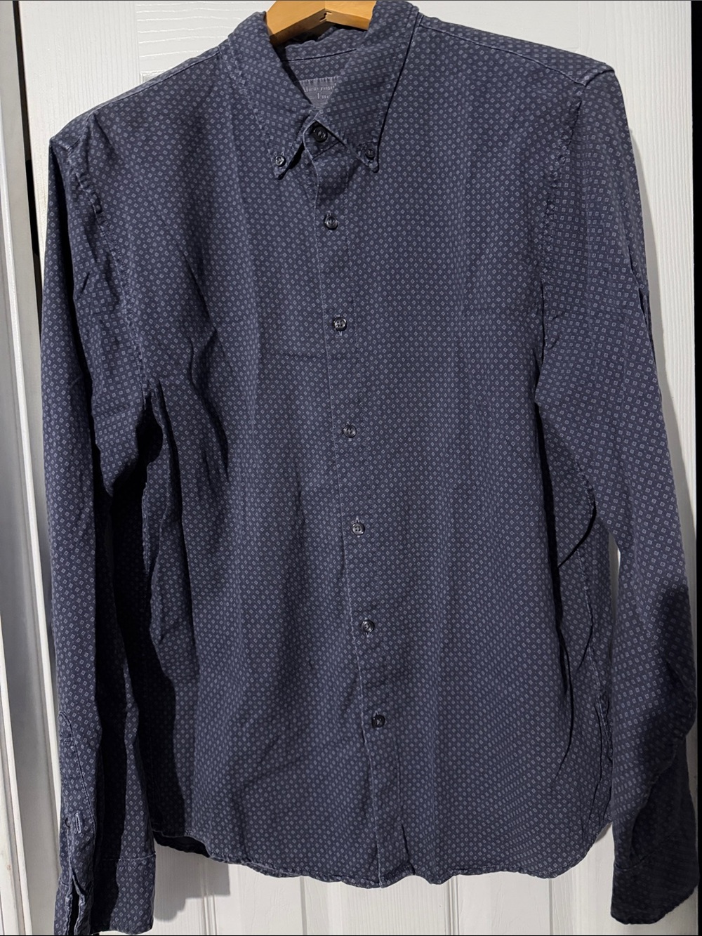 Abercrombie & Fitch Men's Navy Microdot Button-Down Shirt